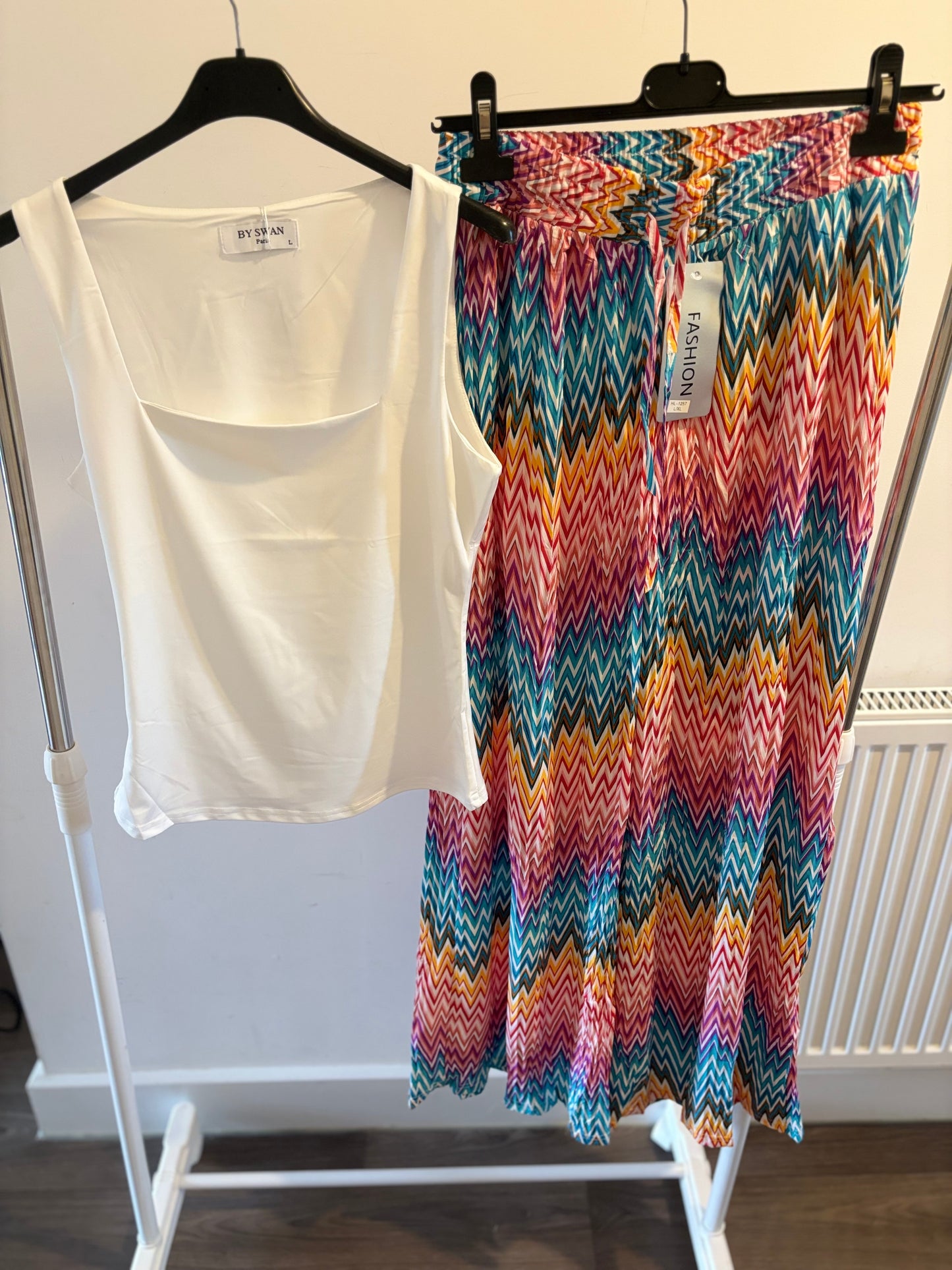 Zigzag flared trousers