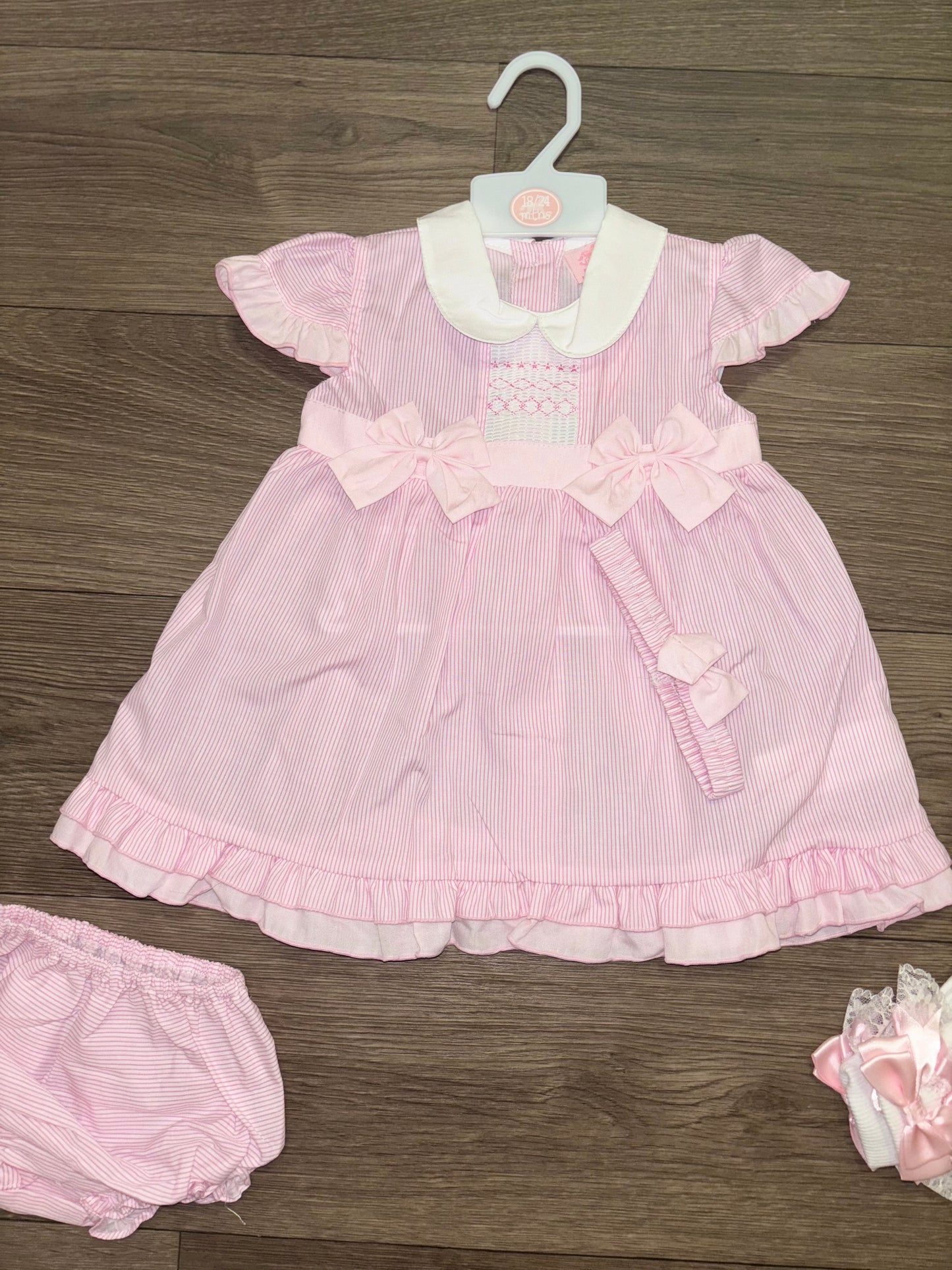 Baby girls pink frills bow dresses