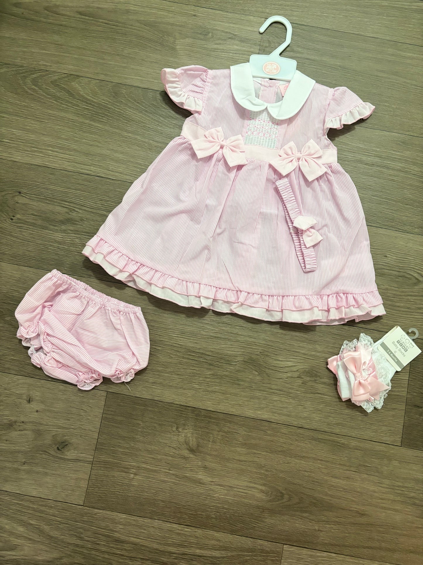 Baby girls pink frills bow dresses